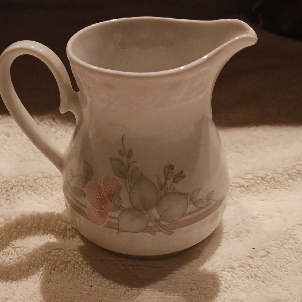 VINTAGE BAVARIA-Elegant Floral Ceramic Pitcher